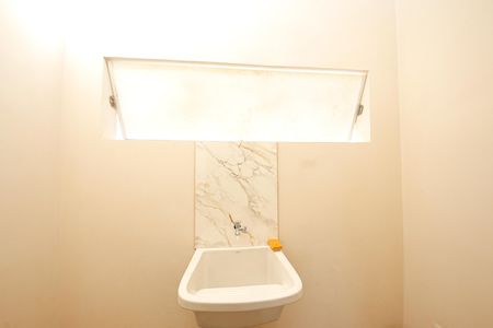 Casa para alugar com 27m², 1 quarto e sem vagaÁrea de Serviço