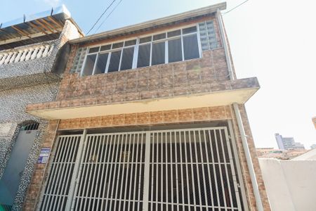 Casa à venda com 100m², 2 quartos e 2 vagasFachada