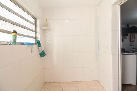 Casa à venda com 100m², 2 quartos e 2 vagasÁrea de Serviço