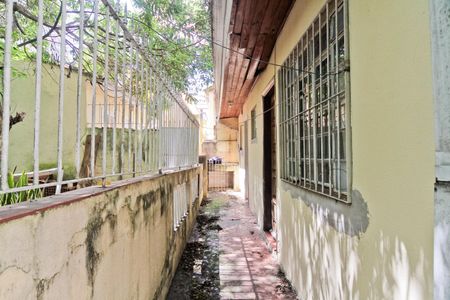 Casa à venda com 200m², 3 quartos e 1 vagaÁrea de Serviço