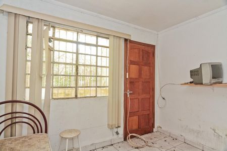 Casa à venda com 200m², 3 quartos e 1 vagaSala/Quarto