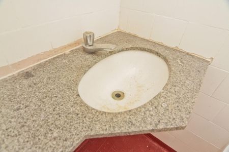 Casa à venda com 200m², 3 quartos e 1 vagaCasa 2 - banheiro