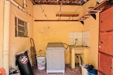 Casa à venda com 200m², 3 quartos e 1 vagaCasa 3 - área de serviço