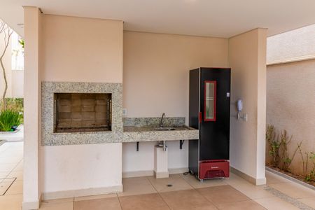 Apartamento para alugar com 34m², 2 quartos e sem vagaÁrea comum - Churrasqueira