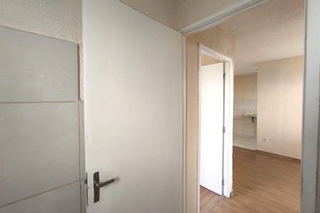 Apartamento à venda com 45m², 2 quartos e 1 vaga Apartamento à venda com 45m², 2 quartos e 1 vagaBanheiro