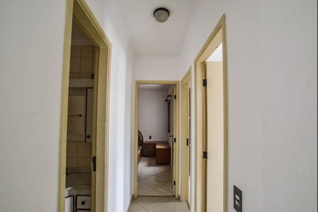 Apartamento à venda com 80m², 3 quartos e 1 vagaCorredor