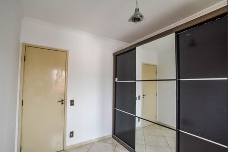 Apartamento à venda com 80m², 3 quartos e 1 vagaQuarto 2