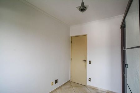 Apartamento à venda com 80m², 3 quartos e 1 vagaQuarto 2