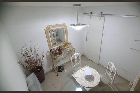 Casa de condomínio à venda com 100m², 3 quartos e 1 vagaSala de Jantar