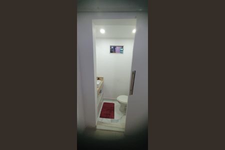 Casa de condomínio à venda com 100m², 3 quartos e 1 vagaBanheiro 2