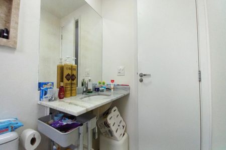 Apartamento à venda com 80m², 3 quartos e 2 vagasBanheiro da Suíte