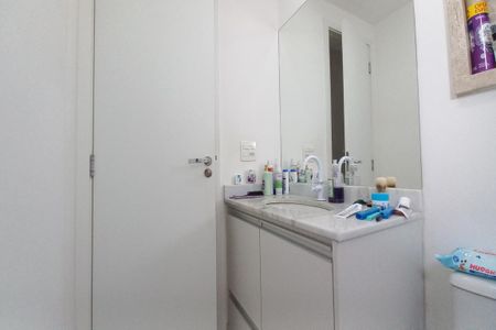 Apartamento à venda com 80m², 3 quartos e 2 vagasBanheiro