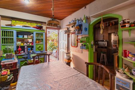 Casa à venda com 217m², 4 quartos e 1 vaga Casa à venda com 217m², 4 quartos e 1 vagaSala de Jantar