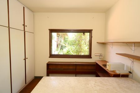 Casa à venda com 450m², 3 quartos e 3 vagasQuarto 3