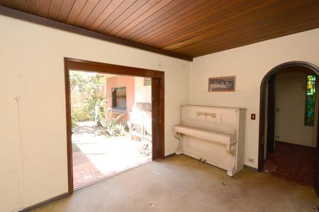 Casa à venda com 450m², 3 quartos e 3 vagasSala 2