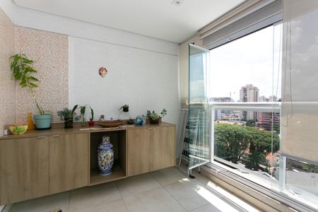 Apartamento à venda com 90m², 2 quartos e 2 vagasVaranda gourmet