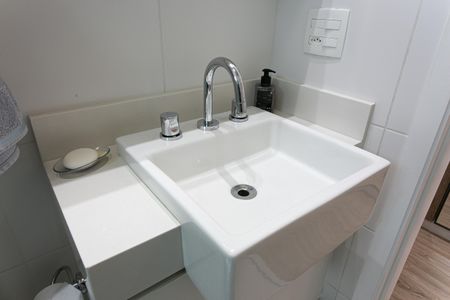 Apartamento à venda com 90m², 2 quartos e 2 vagasBanheiro da Suíte 2