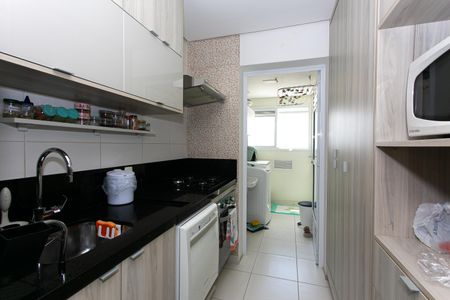 Apartamento à venda com 90m², 2 quartos e 2 vagasCozinha