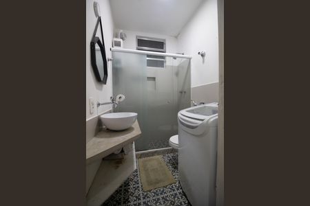 Apartamento à venda com 36m², 1 quarto e sem vaga Apartamento à venda com 36m², 1 quarto e sem vagaBanheiro social