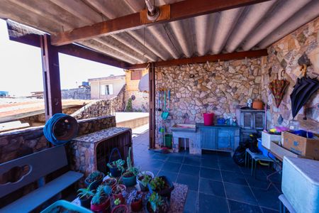 Casa à venda com 170m², 3 quartos e 6 vagas Casa à venda com 170m², 3 quartos e 6 vagasÁrea gourmet