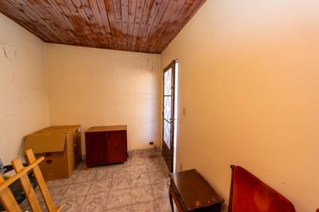 Casa à venda com 170m², 3 quartos e 6 vagas Casa à venda com 170m², 3 quartos e 6 vagasQuarto 3