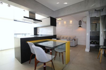 Apartamento à venda com 70m², 1 quarto e 1 vagaSala/Cozinha