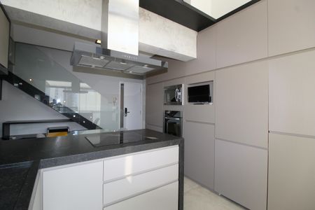 Apartamento à venda com 70m², 1 quarto e 1 vagaSala/Cozinha