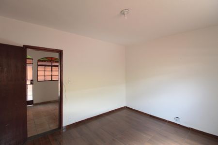 Casa à venda com 360m², 5 quartos e 2 vagasSuite