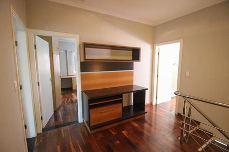Casa de condomínio para alugar com 323m², 3 quartos e 4 vagas Casa de condomínio para alugar com 323m², 3 quartos e 4 vagasHall das Suítes