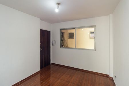 Apartamento para alugar com 37m², 1 quarto e sem vaga Apartamento para alugar com 37m², 1 quarto e sem vagaSala