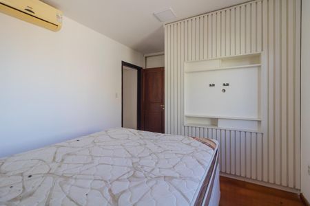 Casa à venda com 193m², 3 quartos e 2 vagasSuíte