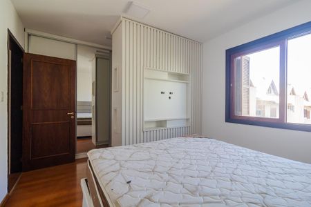 Casa à venda com 193m², 3 quartos e 2 vagasSuíte