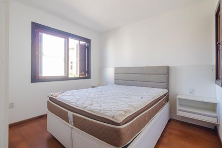 Casa à venda com 193m², 3 quartos e 2 vagasSuíte