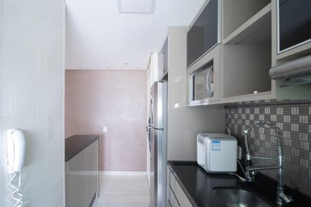 Apartamento para alugar com 62m², 3 quartos e 1 vaga Apartamento para alugar com 62m², 3 quartos e 1 vagaCozinha e Área de Serviço