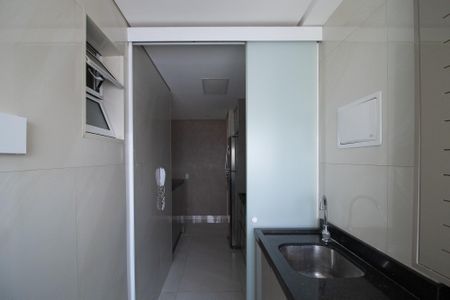 Apartamento para alugar com 62m², 3 quartos e 1 vaga Apartamento para alugar com 62m², 3 quartos e 1 vagaCozinha e Área de Serviço