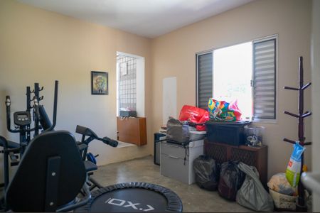 Casa à venda com 300m², 4 quartos e 6 vagasQuarto 4 - Suite