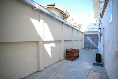 Casa à venda com 300m², 4 quartos e 6 vagasQuintal