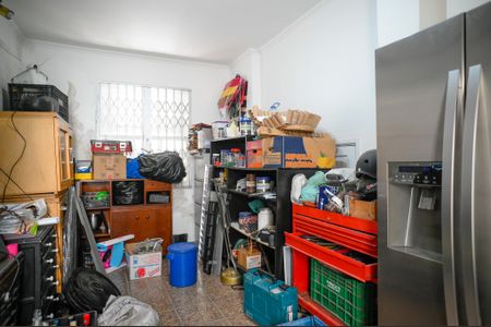 Casa à venda com 300m², 4 quartos e 6 vagasDepósito