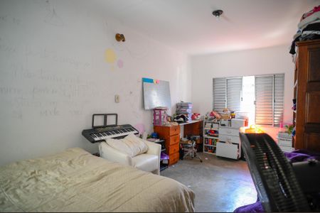 Casa à venda com 300m², 4 quartos e 6 vagasQuarto 3 - Suite