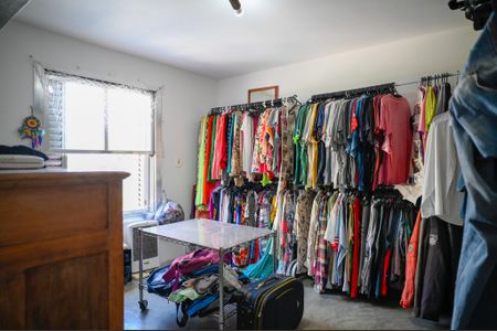 Casa à venda com 300m², 4 quartos e 6 vagasCloset - Quarto 2 Suite