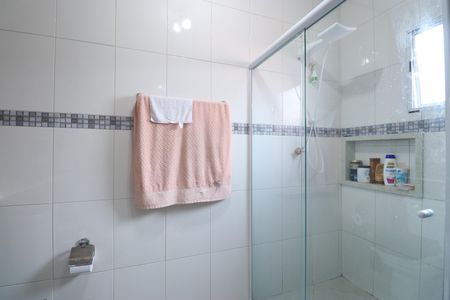 Casa de condomínio à venda com 300m², 4 quartos e 2 vagasBanheiro da Suíte 3