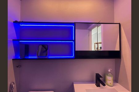 Apartamento à venda com 84m², 2 quartos e 2 vagasBanheiro da Suíte