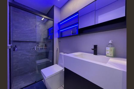 Apartamento à venda com 84m², 2 quartos e 2 vagasBanheiro da Suíte