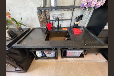 Apartamento à venda com 84m², 2 quartos e 2 vagasCozinha