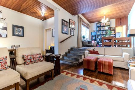 Casa para alugar com 177m², 3 quartos e 2 vagas Casa para alugar com 177m², 3 quartos e 2 vagasSala