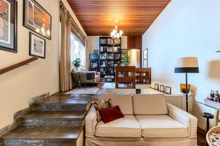 Casa para alugar com 177m², 3 quartos e 2 vagas Casa para alugar com 177m², 3 quartos e 2 vagasSala