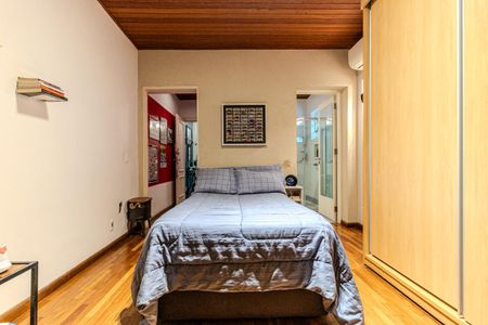 Casa para alugar com 177m², 3 quartos e 2 vagas Casa para alugar com 177m², 3 quartos e 2 vagasSuíte 2