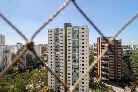 Apartamento à venda com 118m², 3 quartos e 3 vagas Apartamento à venda com 118m², 3 quartos e 3 vagasVista do Quarto 2