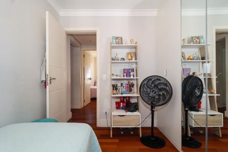 Apartamento à venda com 118m², 3 quartos e 3 vagas Apartamento à venda com 118m², 3 quartos e 3 vagasQuarto 3