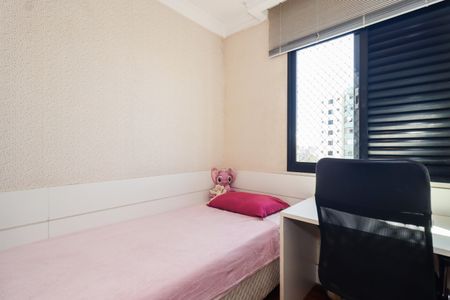 Apartamento à venda com 118m², 3 quartos e 3 vagas Apartamento à venda com 118m², 3 quartos e 3 vagasQuarto 2